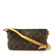 Pre-owned Canvas crossbody-bags Louis Vuitton Vintage , Brown , Dames