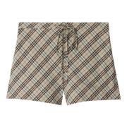 Groene Shorts met B Shield Borduursel Burberry , Green , Dames