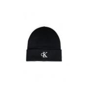 Monogram Cuffed Beanie Hat Calvin Klein , Black , Heren