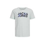 JACK & JONES JUNIOR T-shirt JJSTYD CORP SPLASH met logo ijsblauw Jonge...
