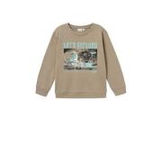 NAME IT KIDS sweater NKMNYLYDEN met printopdruk lichtbruin Printopdruk...