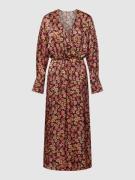 Midi-jurk met all-over motief, model 'Victory V-Neck Dress'