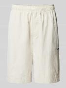 Korte regular fit broek met labeldetail, model 'SHAFT'