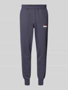 Regular fit sweatpants met labelprint