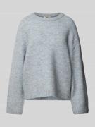 Gebreide pullover met ronde hals