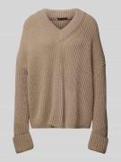 Gebreide pullover met V-hals, model 'DANILIO'