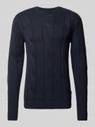 Gebreide pullover met kabelpatroon