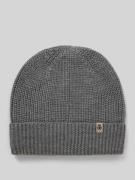 Beanie met labeldetail, model 'Pure Merino'