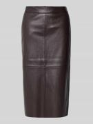 Midirok in leerlook, model 'Ofiona'