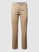 Korte chino met stretchgehalte