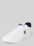 Sneakers met labelbadge, model 'Court Shield II'