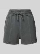 Regular fit sweatshorts met siernaden, model 'Overdyed'