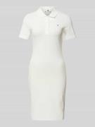 Knielange polo-jurk met logostitching, model '1985'