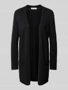 Gebreid jack met opengewerkte voorkant