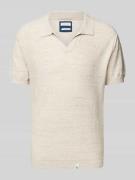 Regular fit poloshirt met V-hals