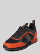 Sneakers met vetersluiting
