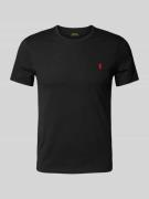 Custom slim fit T-shirt met geborduurd logo