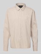 Oversized vrijetijdsoverhemd met knoopsluiting