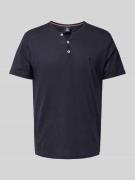 T-shirt met serafinohals