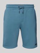Korte regular fit sweatshorts met labelpatch
