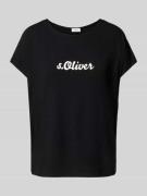 Loose fit T-shirt met extra brede schouders