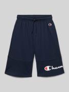 Regular fit sweatshorts met labelprint