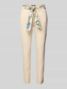 Jeans met stoffen riem