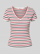 Slim fit T-shirt met V-hals