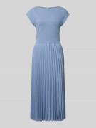 Fit-and-flare-midi-jurk met plissérok