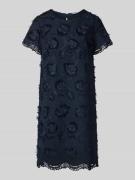 Mini-jurk met gehaakt kant