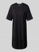 Knielange T-shirtjurk met ronde hals