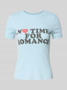 T-shirt in riblook met opschrift