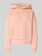 Hoodie met extra brede schouders en kangoeroezak