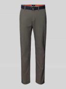 Slim fit chino met riem