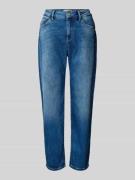Korte jeans in used-look met labeldetail