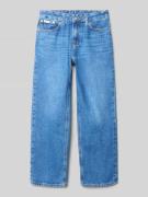 Jeans met steekzakken en labeldetail