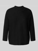 Gebreide pullover met opstaande kraag en 3/4-mouwen