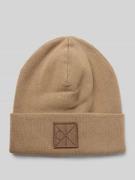 Muts van viscosemix met logopatch, model 'Bea'