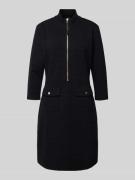 Knielange jurk met korte ritssluiting, model 'Tariana'