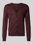 Gebreid jack met V-hals