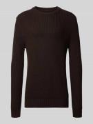 Gebreide pullover met ronde hals