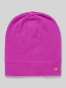 Kasjmier muts met labelapplicatie