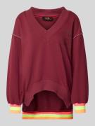 Relaxed fit sweatshirt met V-hals, model 'Hey You'