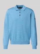 Gebreide pullover met polokraag en knoopsluiting