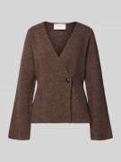 Gebreid jack met knoopsluiting, model 'Marie'