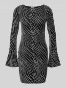 Mini-jurk met trompetmouwen, model 'GILLY'