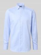 Regular fit zakelijk overhemd van katoen met kentkraag