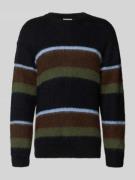 Gebreide pullover met ribboorden