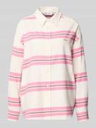 Relaxed fit overhemdblouse met labeldetail, model 'Vivian'