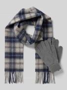 Handschoenen en sjaal in een set van wolmix